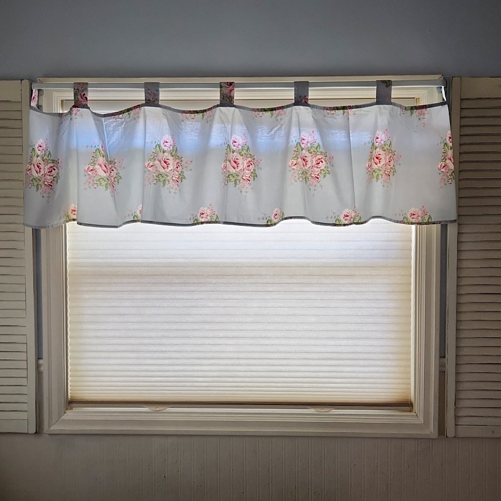 Shabby/Cottage Chic pastel blue w/pink roses window valance.